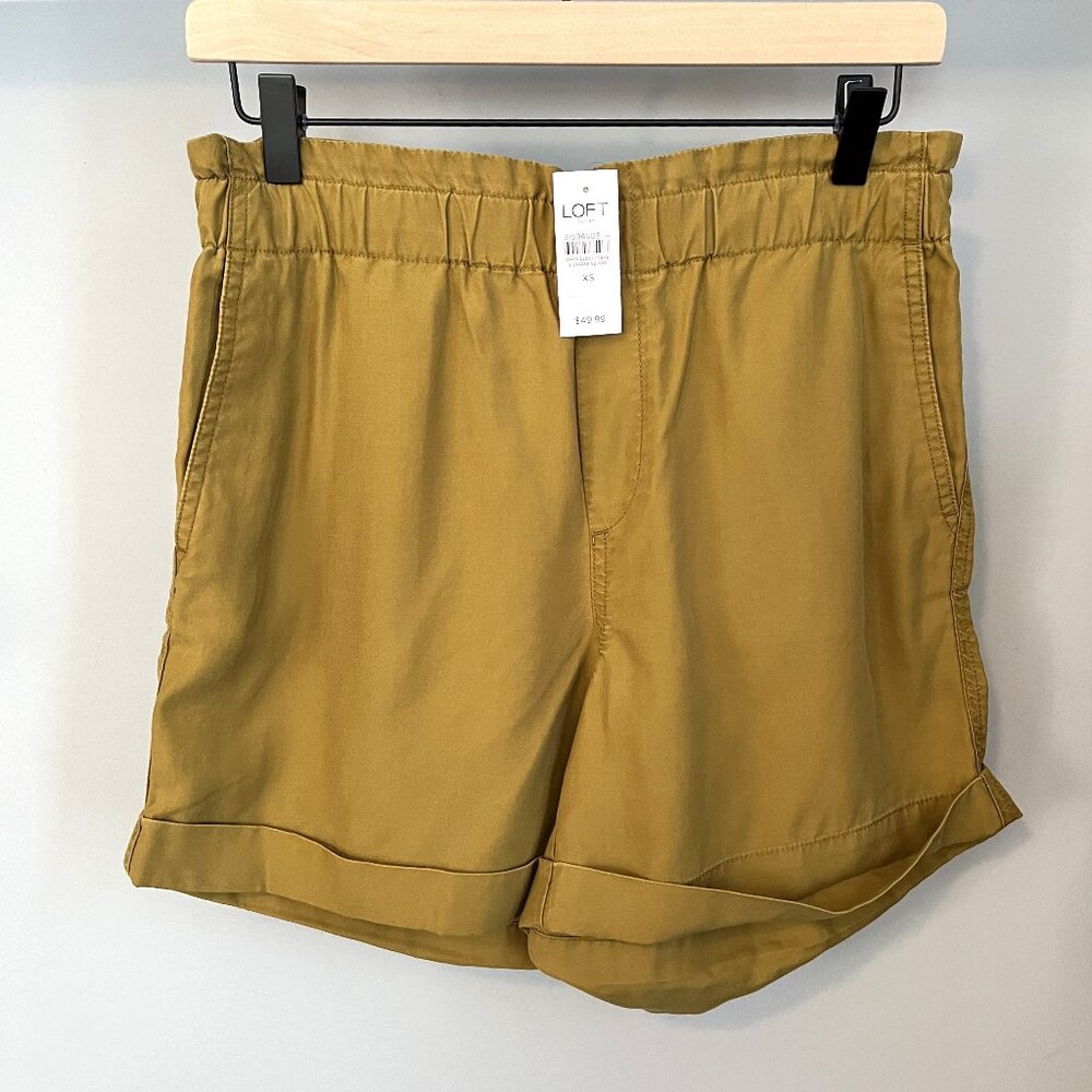NWT LOFT Trouser Shorts (Green) XS